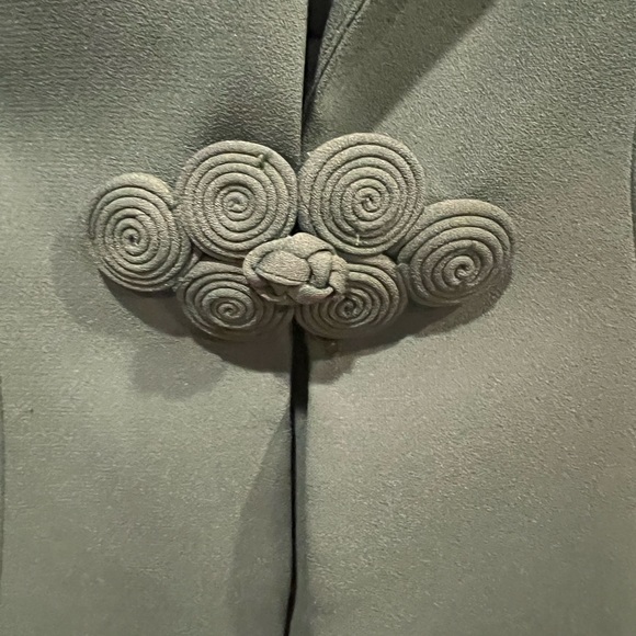 Watters and watters 2 piece floor length formal gown - Picture 4 of 8